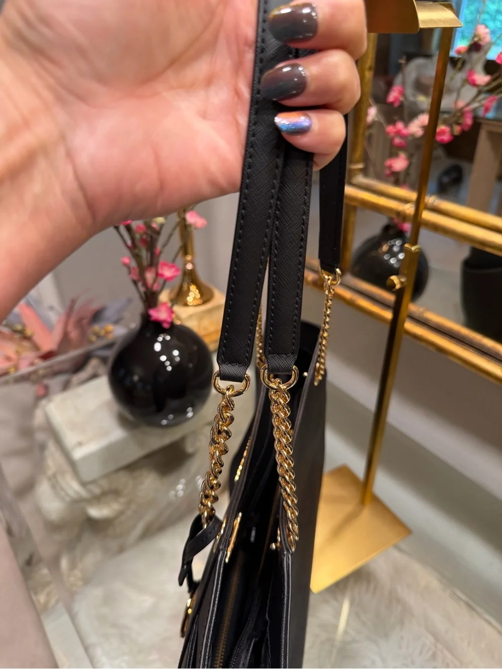 Michael Kors JET SET NWT Black Saffiano Leather Tote with Gold Hardware $558